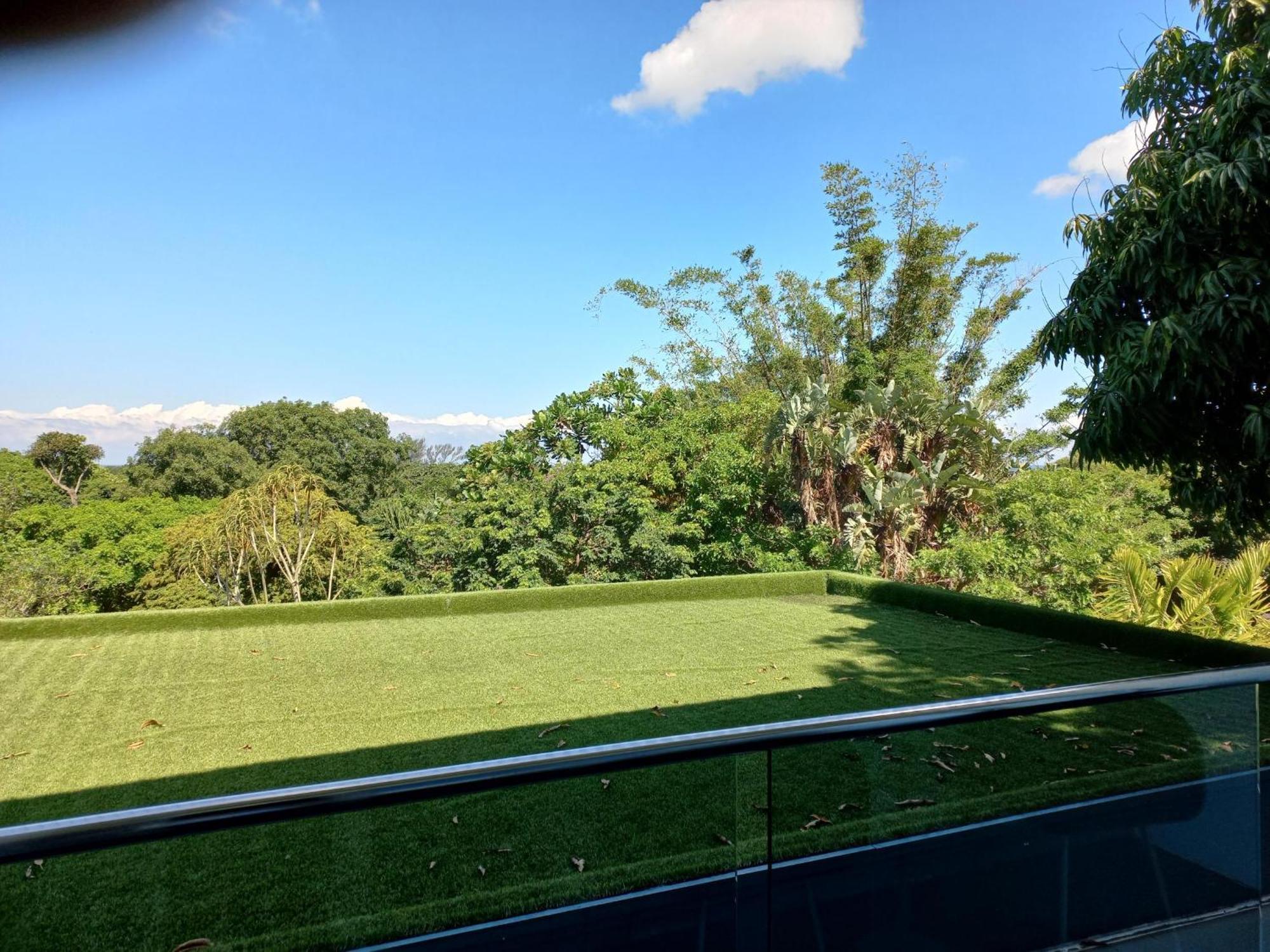 Serene-Estate Boutique Guesthouse Saint Lucia Estuary Zimmer foto
